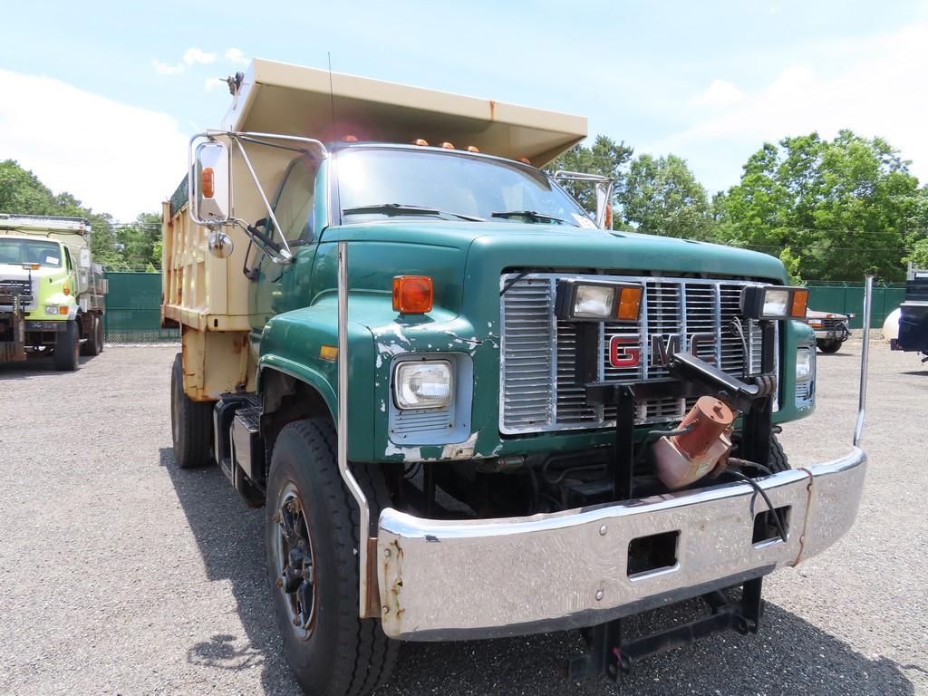 1990 GMC Topkick Single Axle Dump w/ Plow