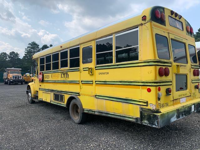 1999 International 3400 Bus