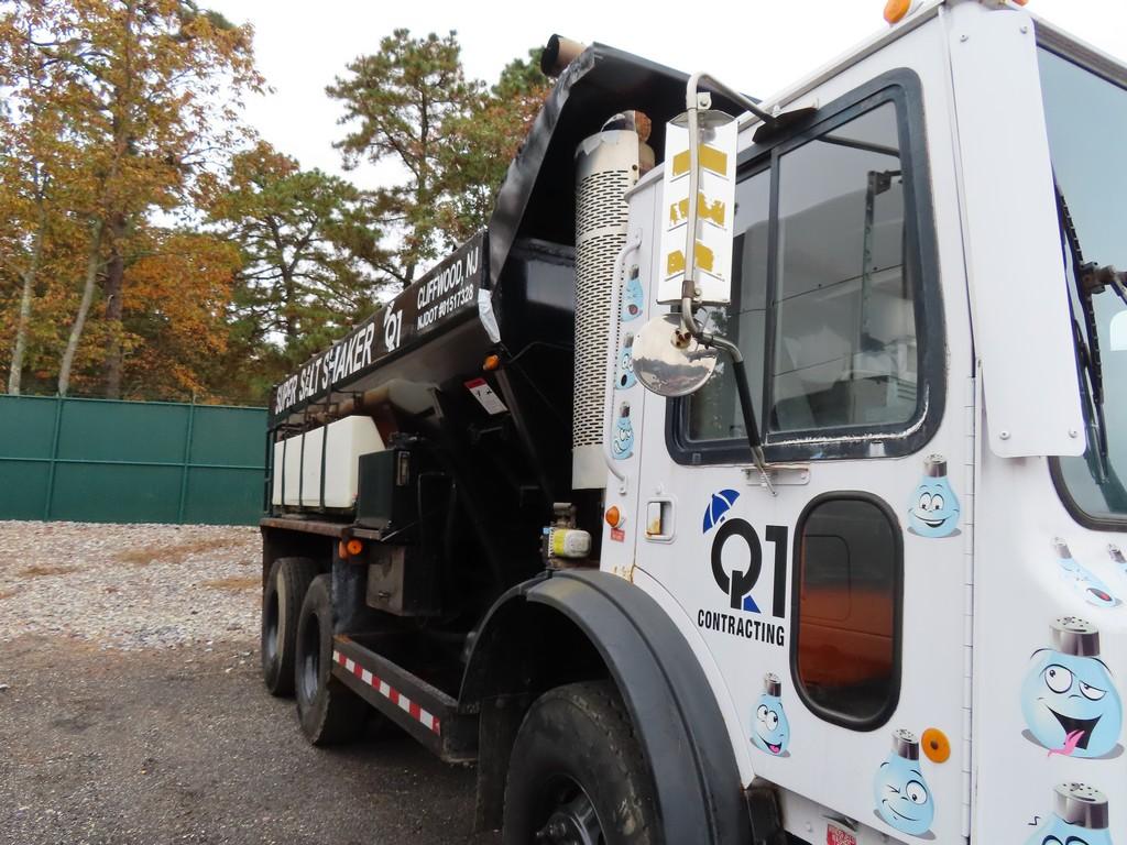 2003 Mack Salt Truck