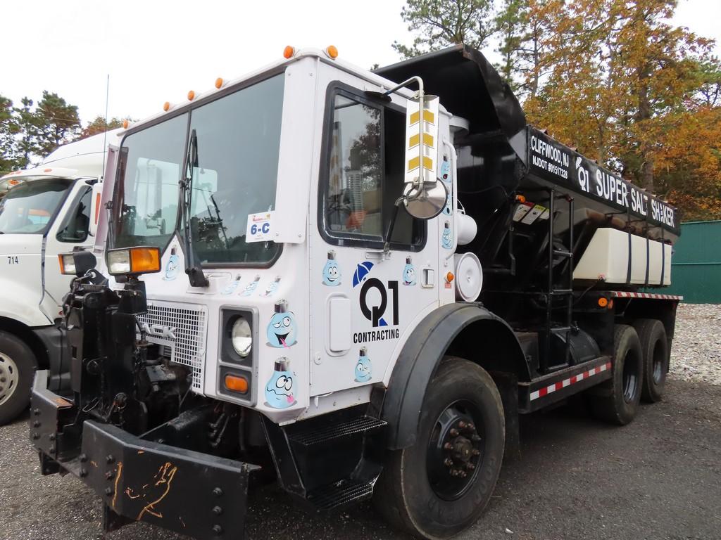 2003 Mack Salt Truck
