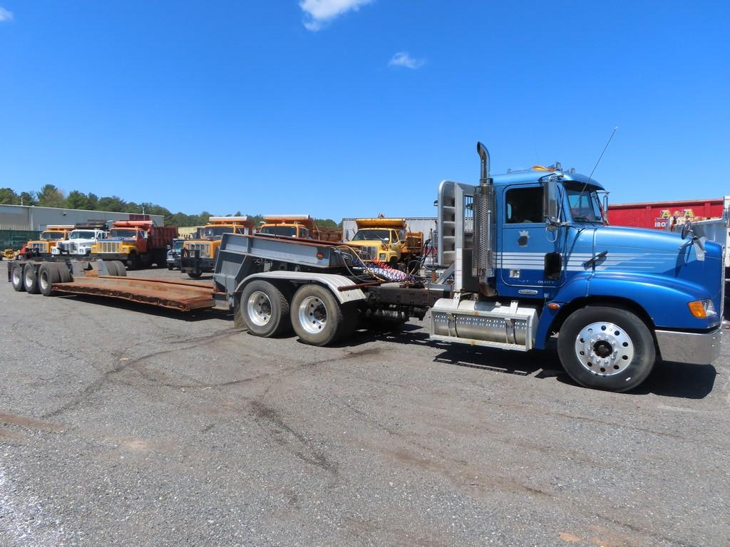 1999 Freightliner Day Cab with 1979 Rogers Low Boy