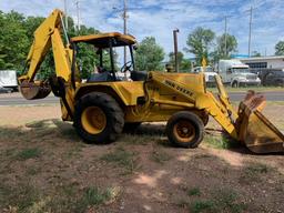 John Deere 510B Backhoe