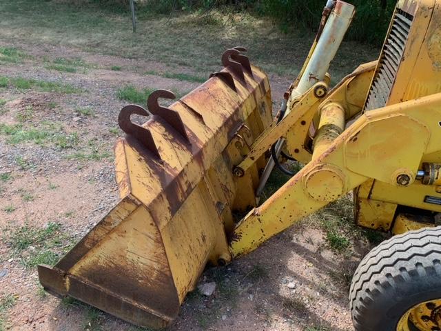 John Deere 510B Backhoe