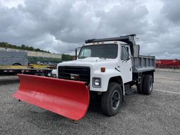 1988 International S1700 Single Axle Dump w/ Plow