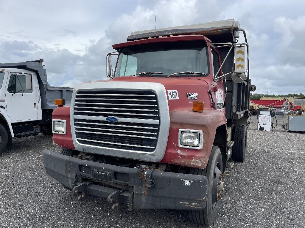 1994 Ford L8000 Single Axle Dump w/ Plow