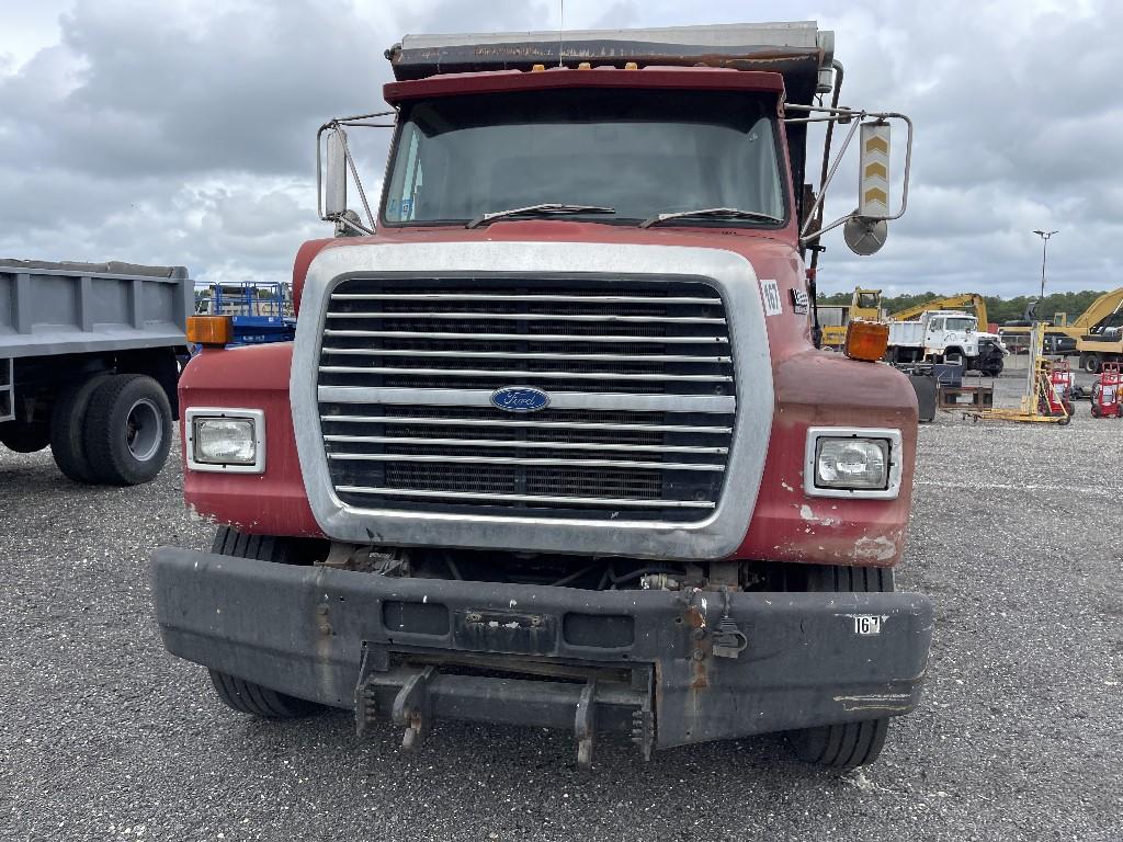 1994 Ford L8000 Single Axle Dump w/ Plow