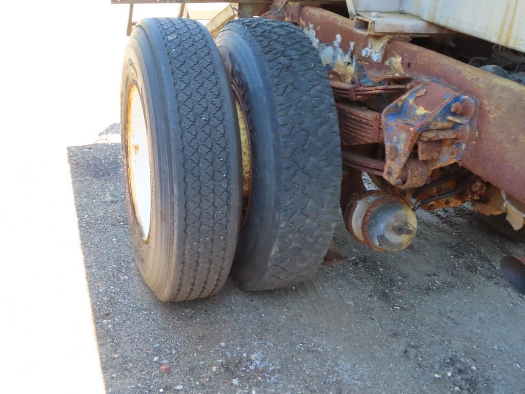 2000 Sterling Single Axle Salt Truck