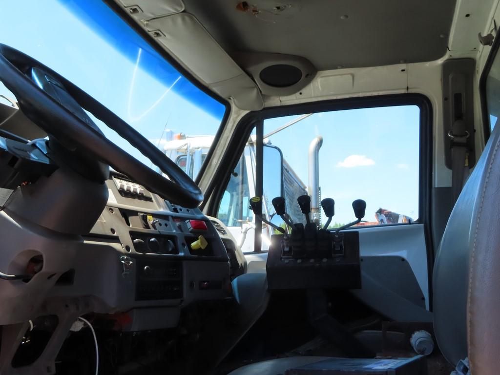2000 Sterling Single Axle Salt Truck