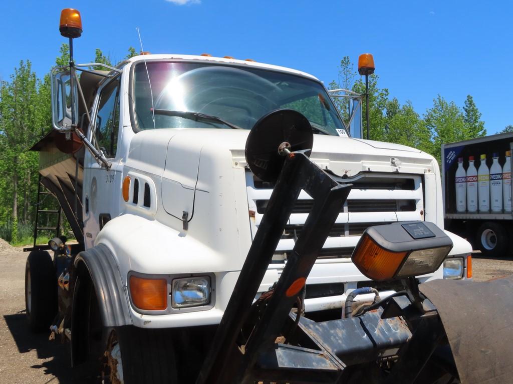 2000 Sterling Single Axle Salt Truck