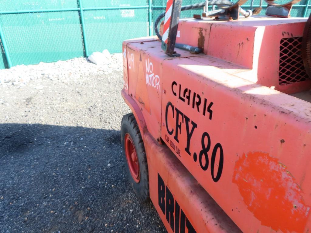Clark CFY 80 Forklift INOPERABLERE