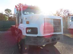 1997 International Paystar 5000 Tri Axle Flat Bed