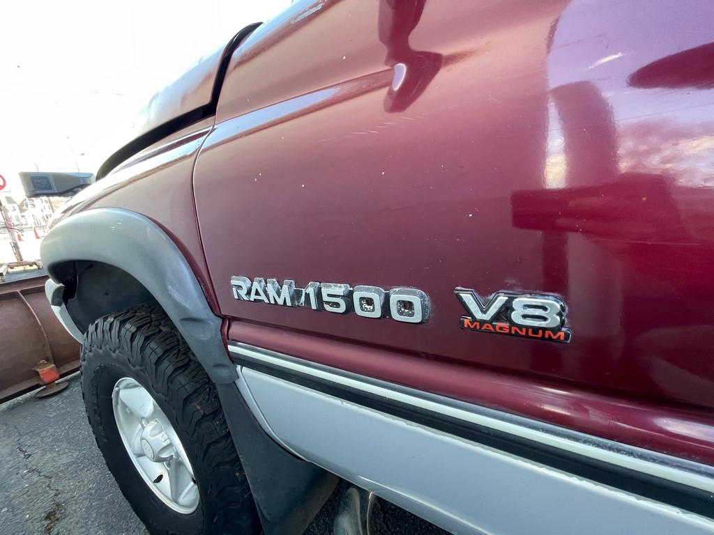 1996 Dodge Ram 1500 w/Plow