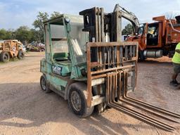 Mitubishi 12,000lb Forklift