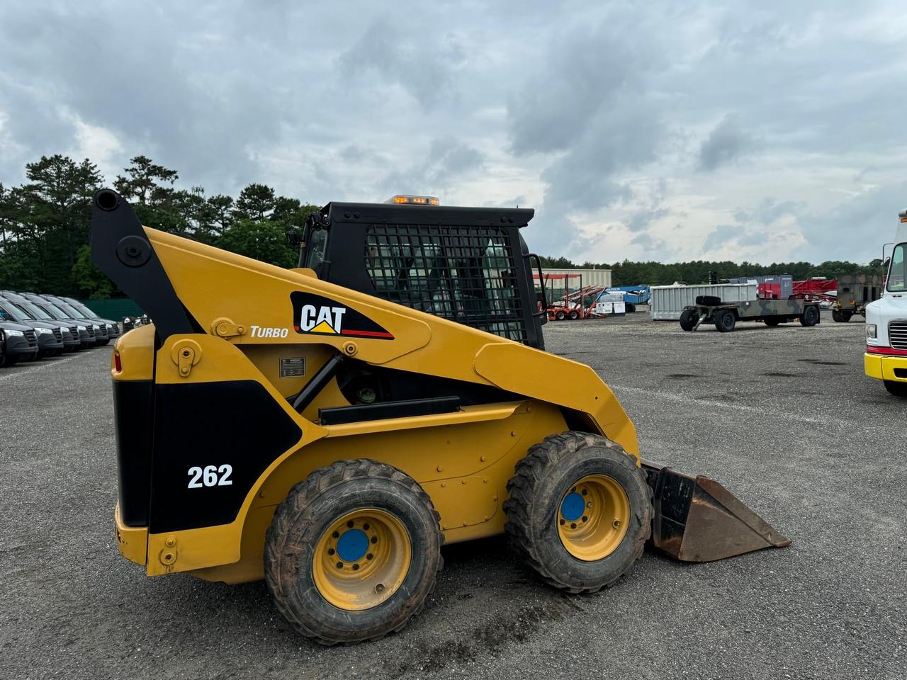 Caterpillar 262 Skid Steer EROPS