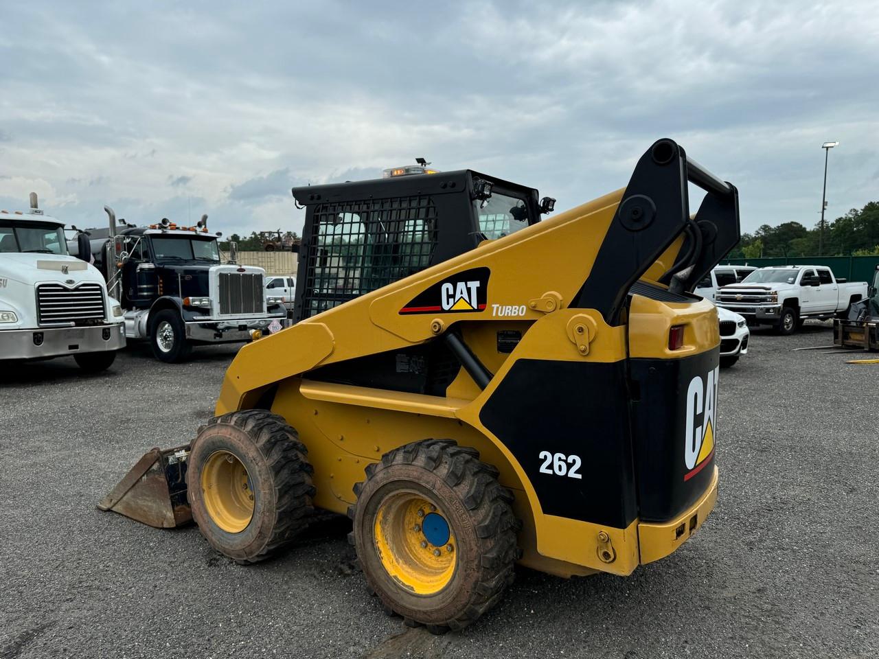 Caterpillar 262 Skid Steer EROPS