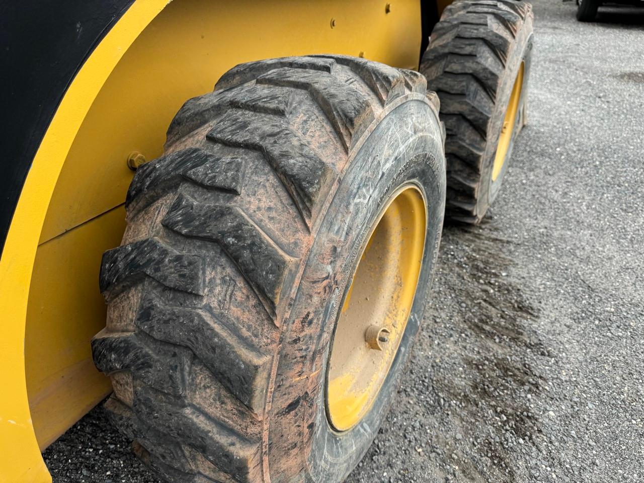 Caterpillar 262 Skid Steer EROPS