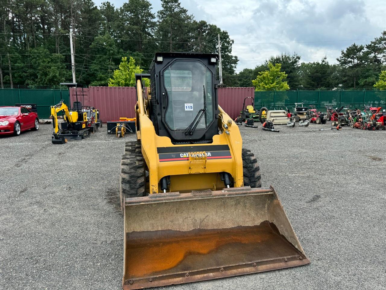 Caterpillar 262 Skid Steer EROPS