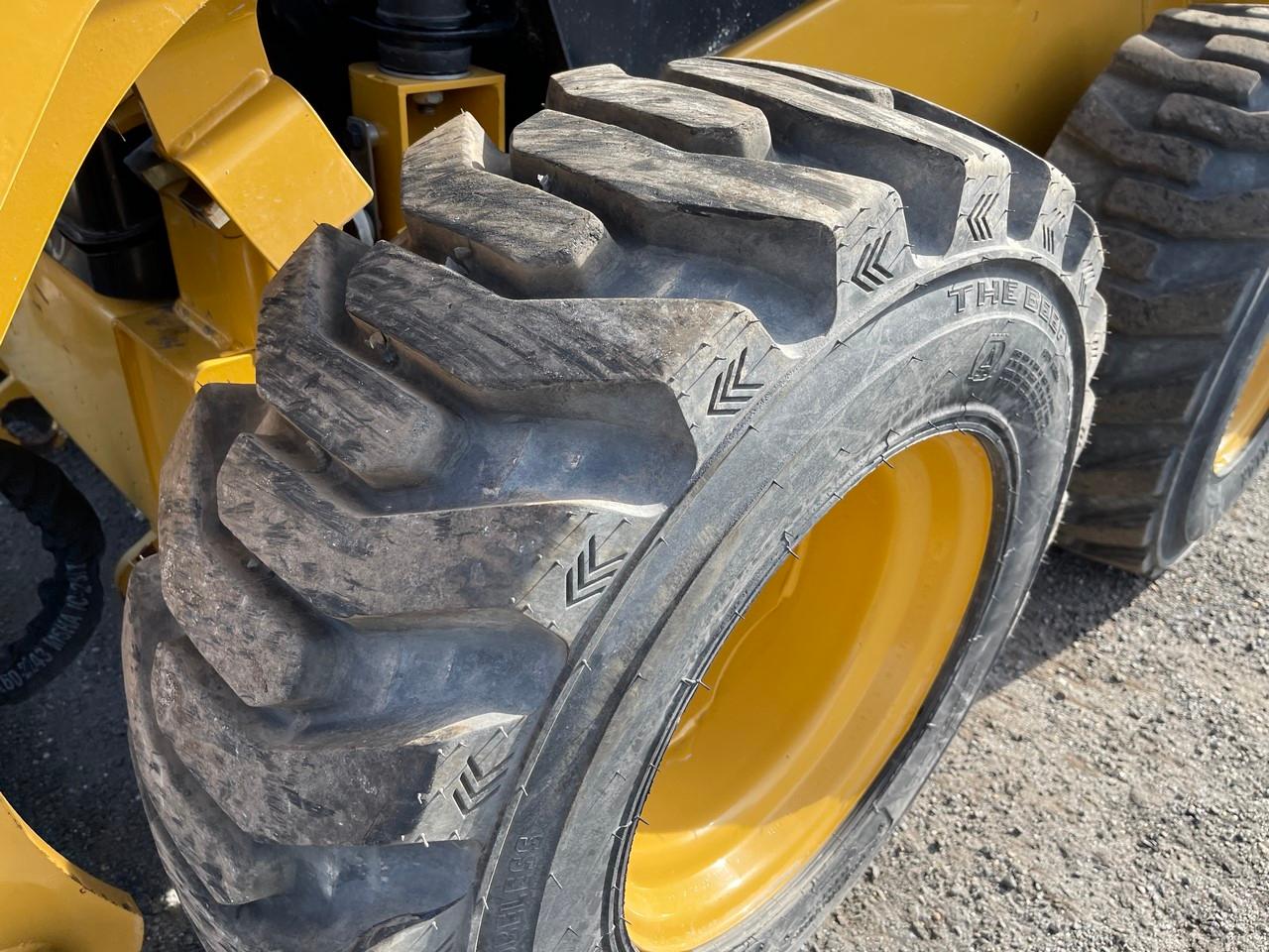 2021 Caterpillar 242D3 EROPS Skid Steer