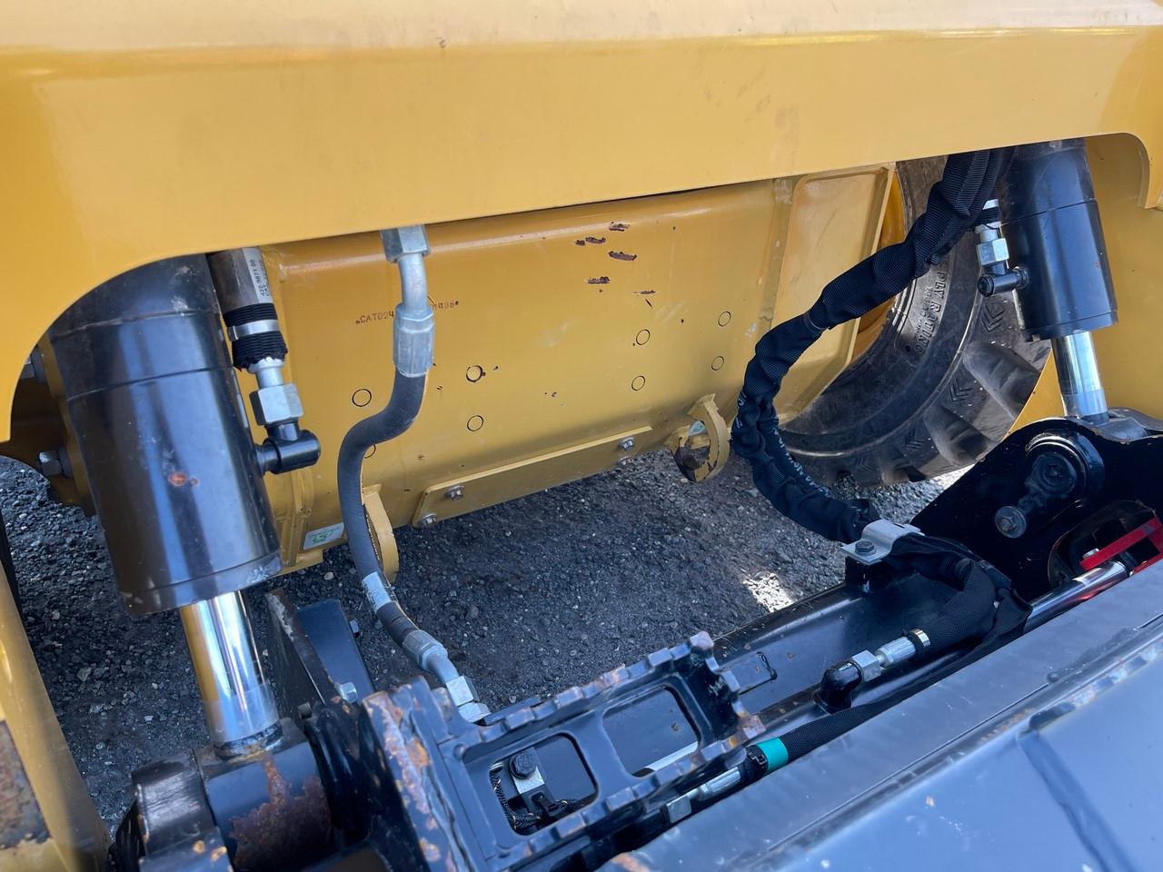 2021 Caterpillar 242D3 EROPS Skid Steer