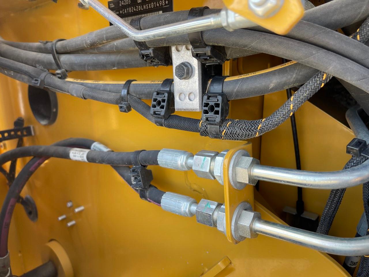 2021 Caterpillar 242D3 EROPS Skid Steer