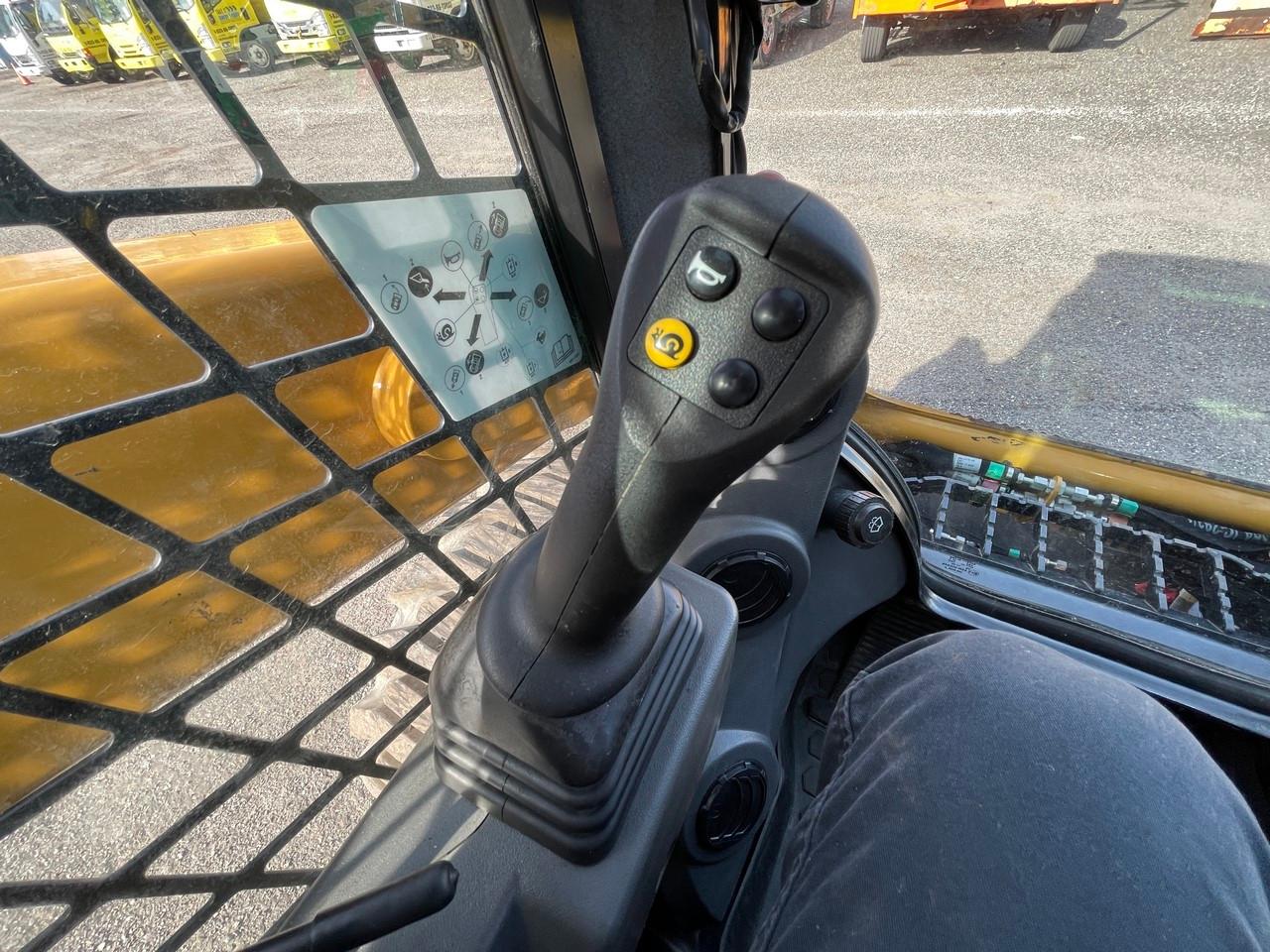 2021 Caterpillar 242D3 EROPS Skid Steer
