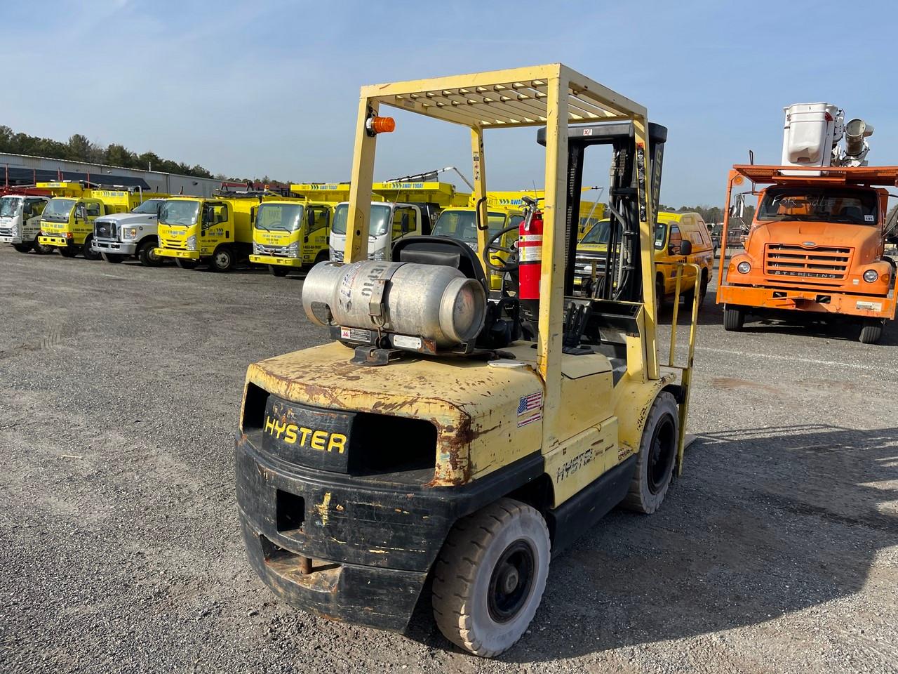 Hyster H60XM 6000lb Forklife Triple Mast