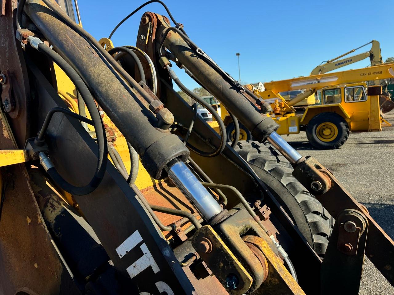 Caterpillar IT28B Wheel Loader