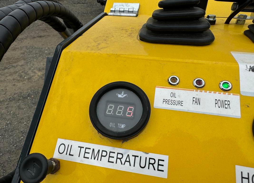 2024 EGN EG360 Track Mini Skid Steer
