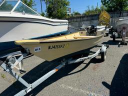 1995 HMD 13' OPEN, FIBER W Trailer