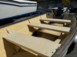 1995 HMD 13' OPEN, FIBER W Trailer