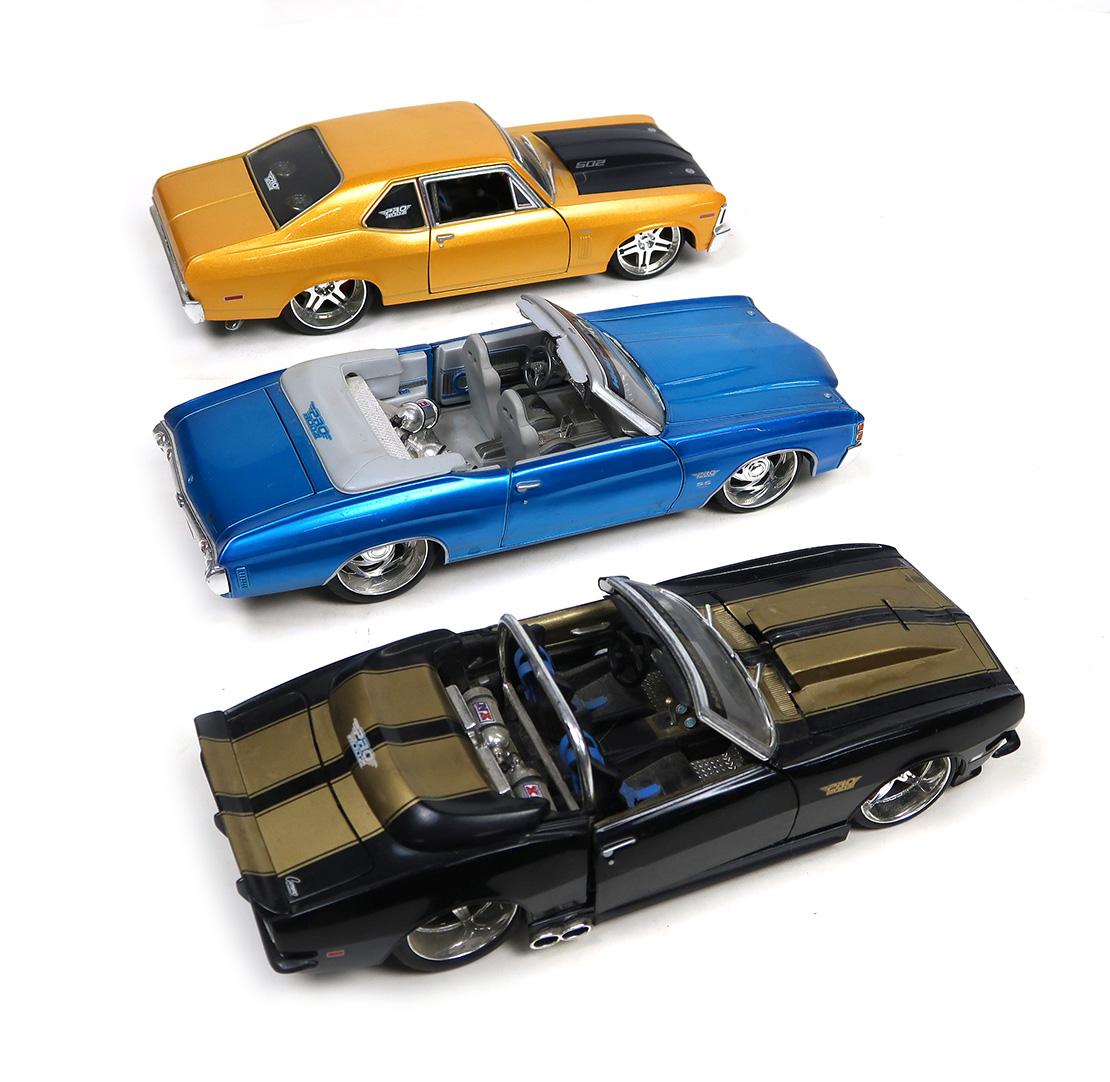 Toy Scale Models (3), Maisto Pro Rodz 1971 Chevy Chevelle SS 454 Convertibl