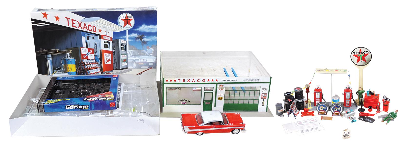 Model Texaco Service Station, die-cast plastic mfgd by MPC, assembled w/ori