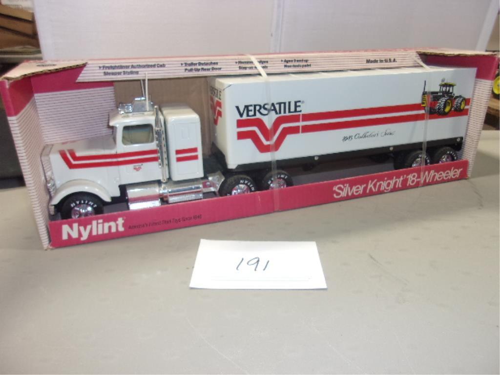 TOY NYLINT SILVER KNIGHT 18 WHEELER TRUCK AND TRAILER COLLECTORS SERIES 1985