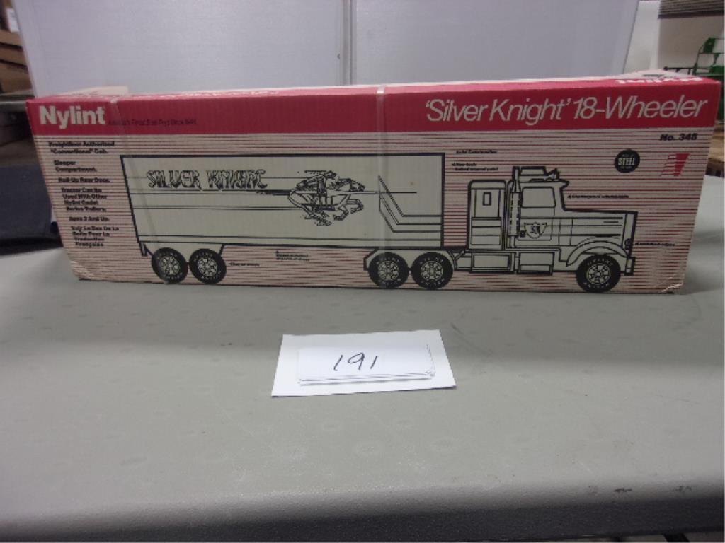 TOY NYLINT SILVER KNIGHT 18 WHEELER TRUCK AND TRAILER COLLECTORS SERIES 1985