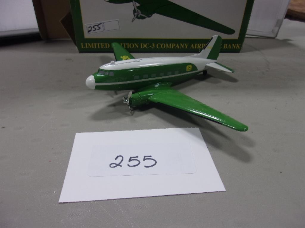 TOY PLANE JOHN DEERE DC-3 AIRPLANE BANK