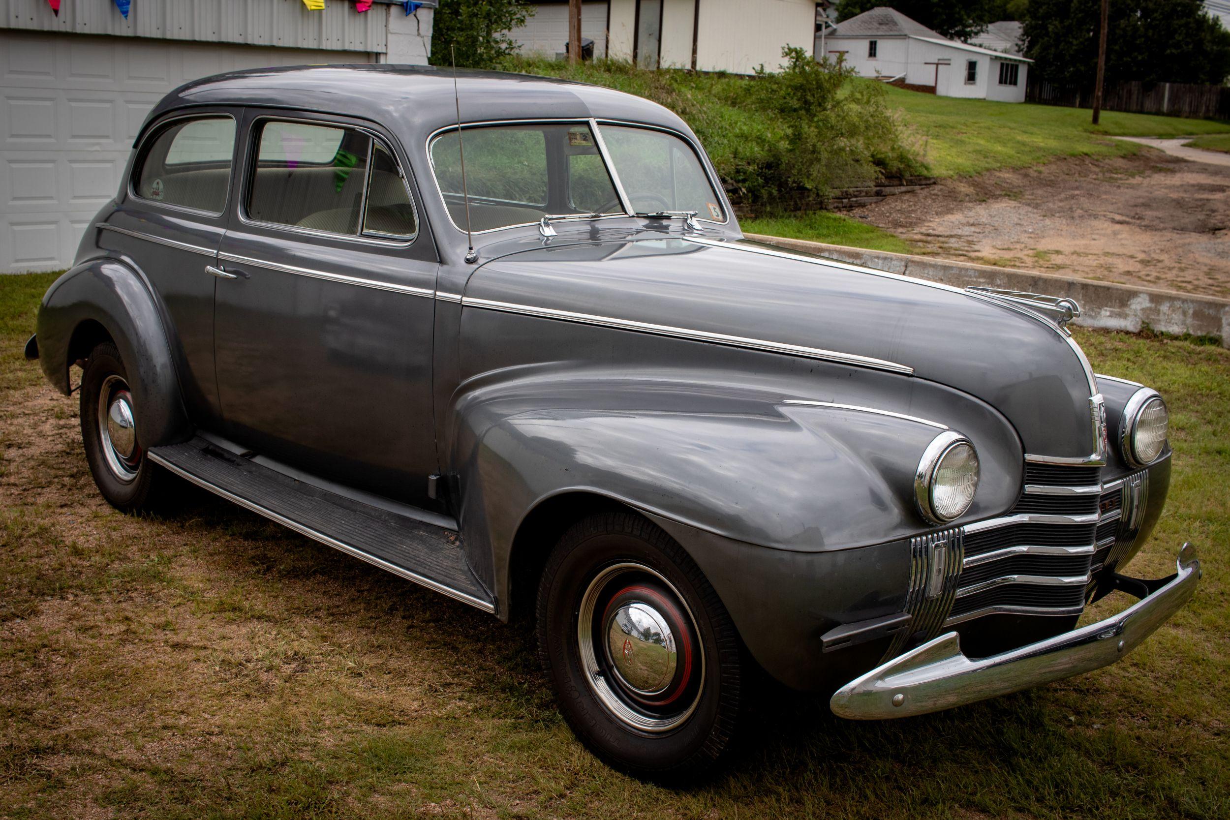 1940 Oldsmobile 2dr