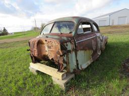 1942 Pontiac Body for Rod or Restore