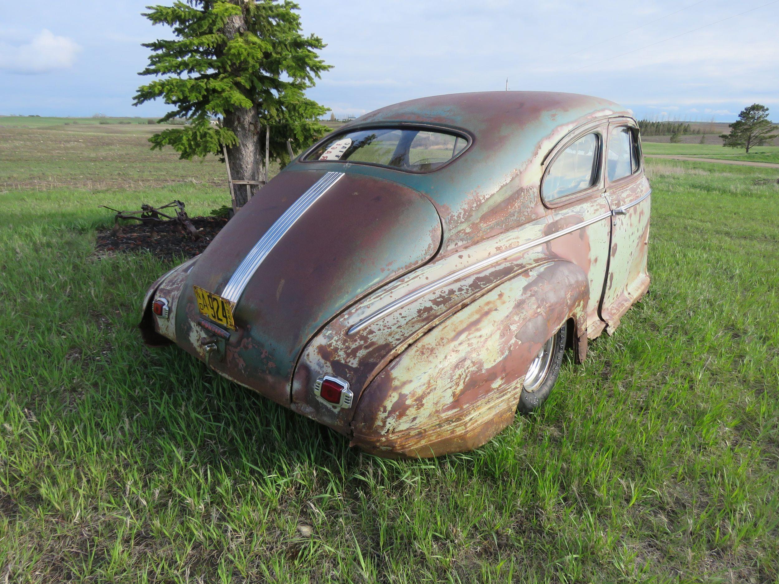 1942 Pontiac Body for Rod or Restore