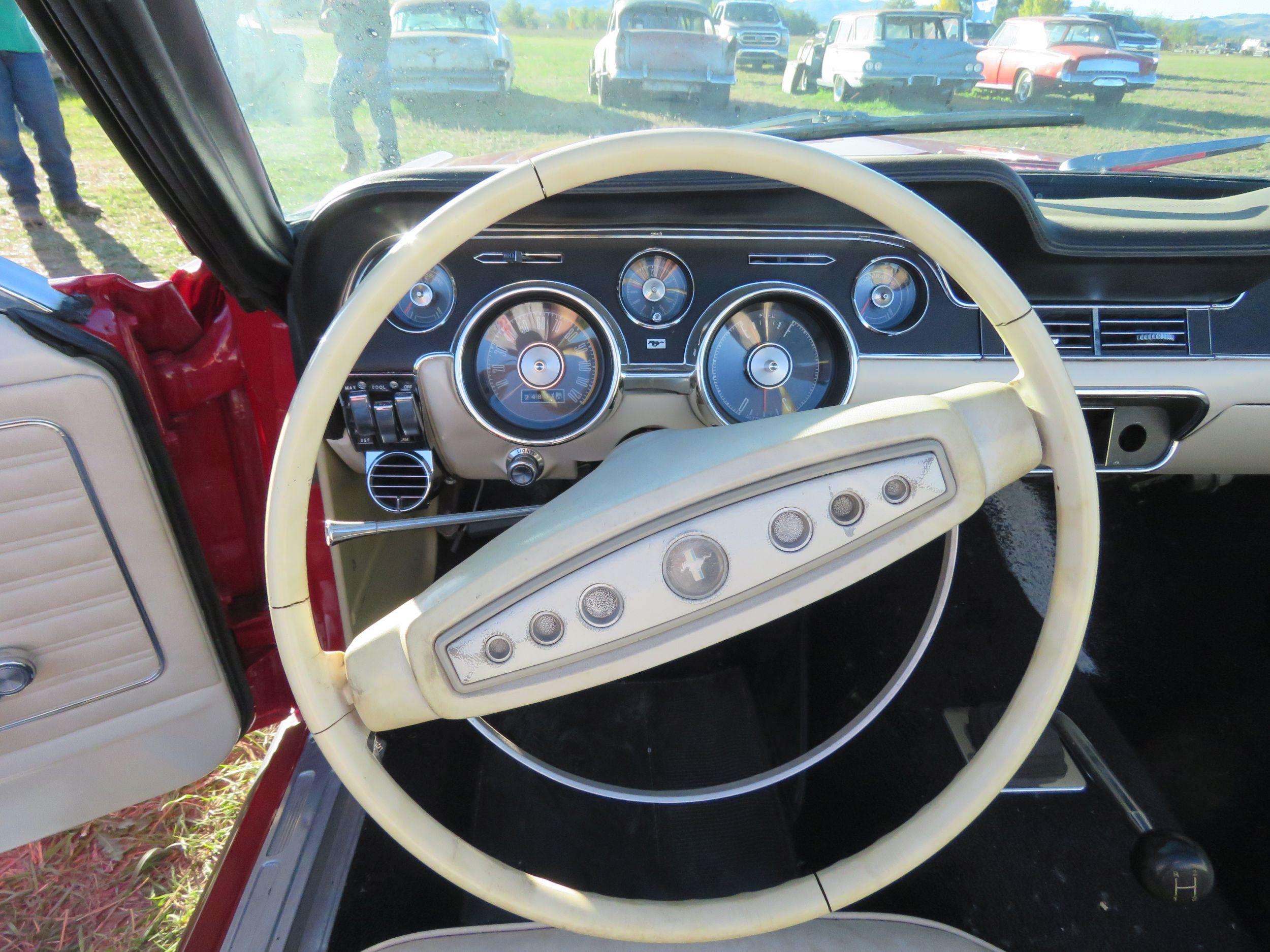 Ford Mustang Convertible
