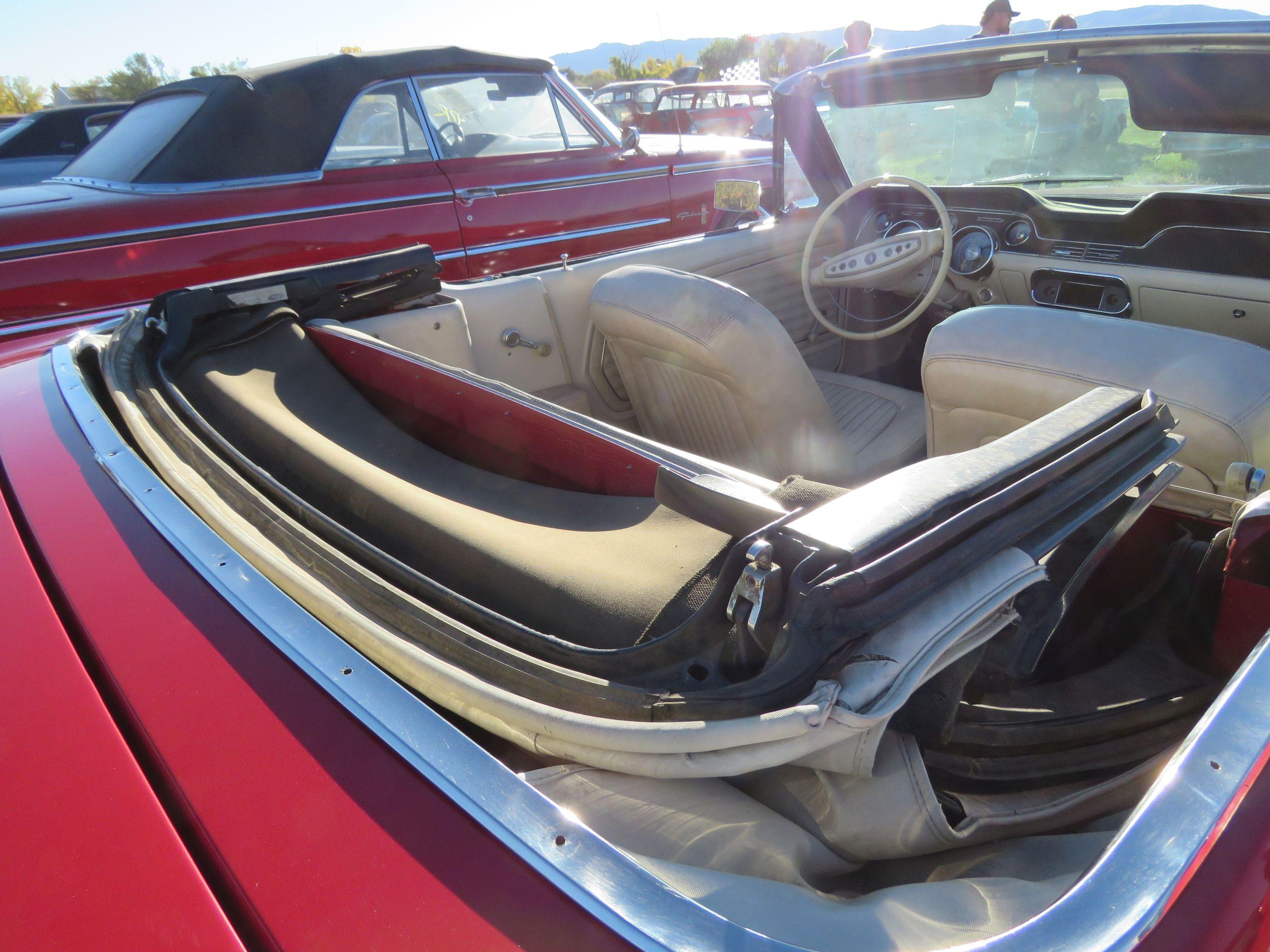 Ford Mustang Convertible