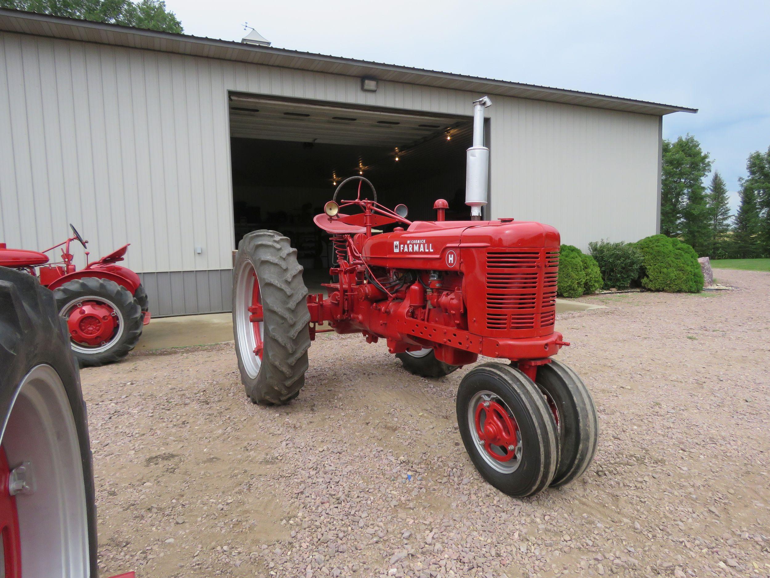 1948 Farmall H Tractor