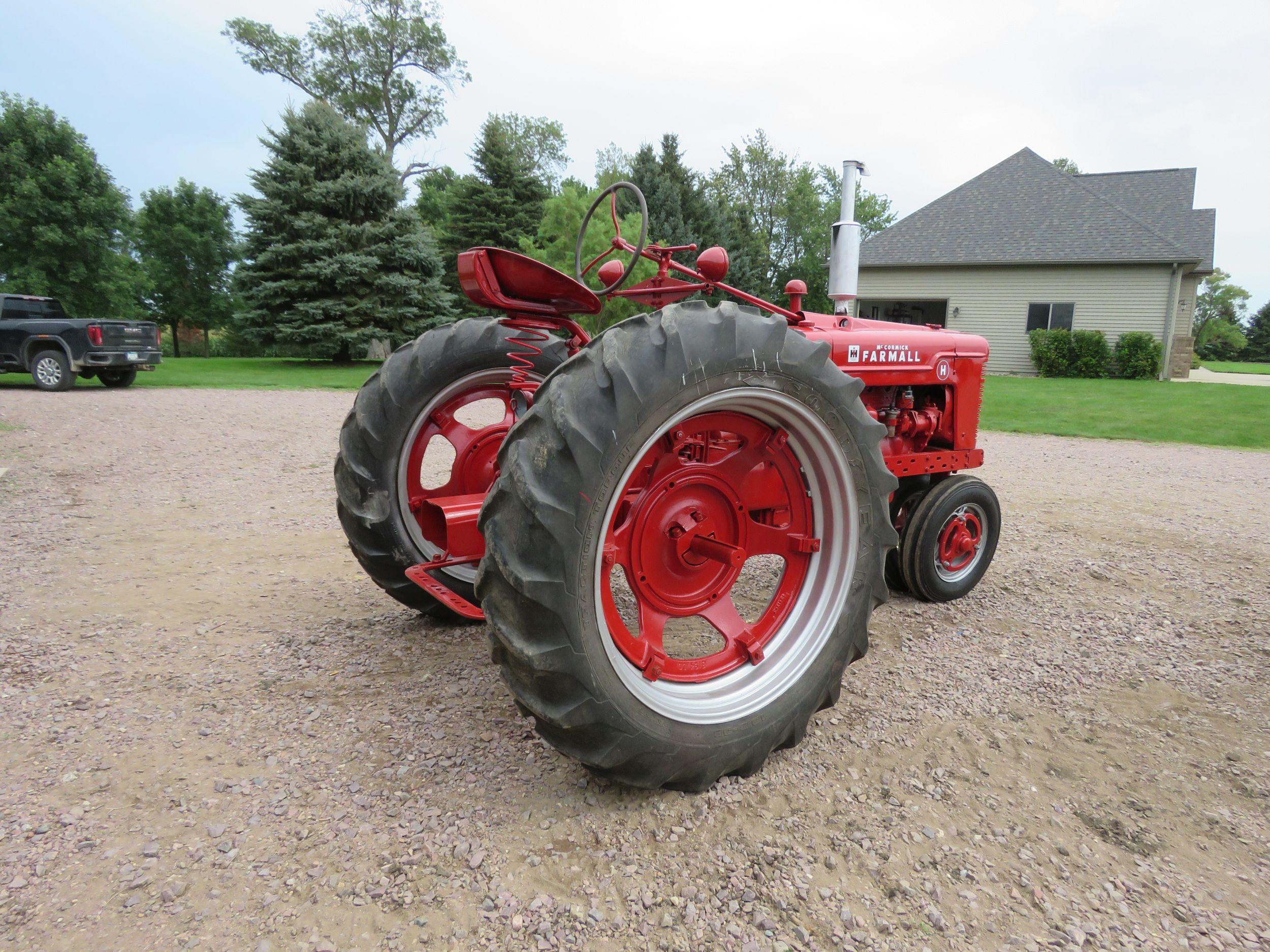 1948 Farmall H Tractor