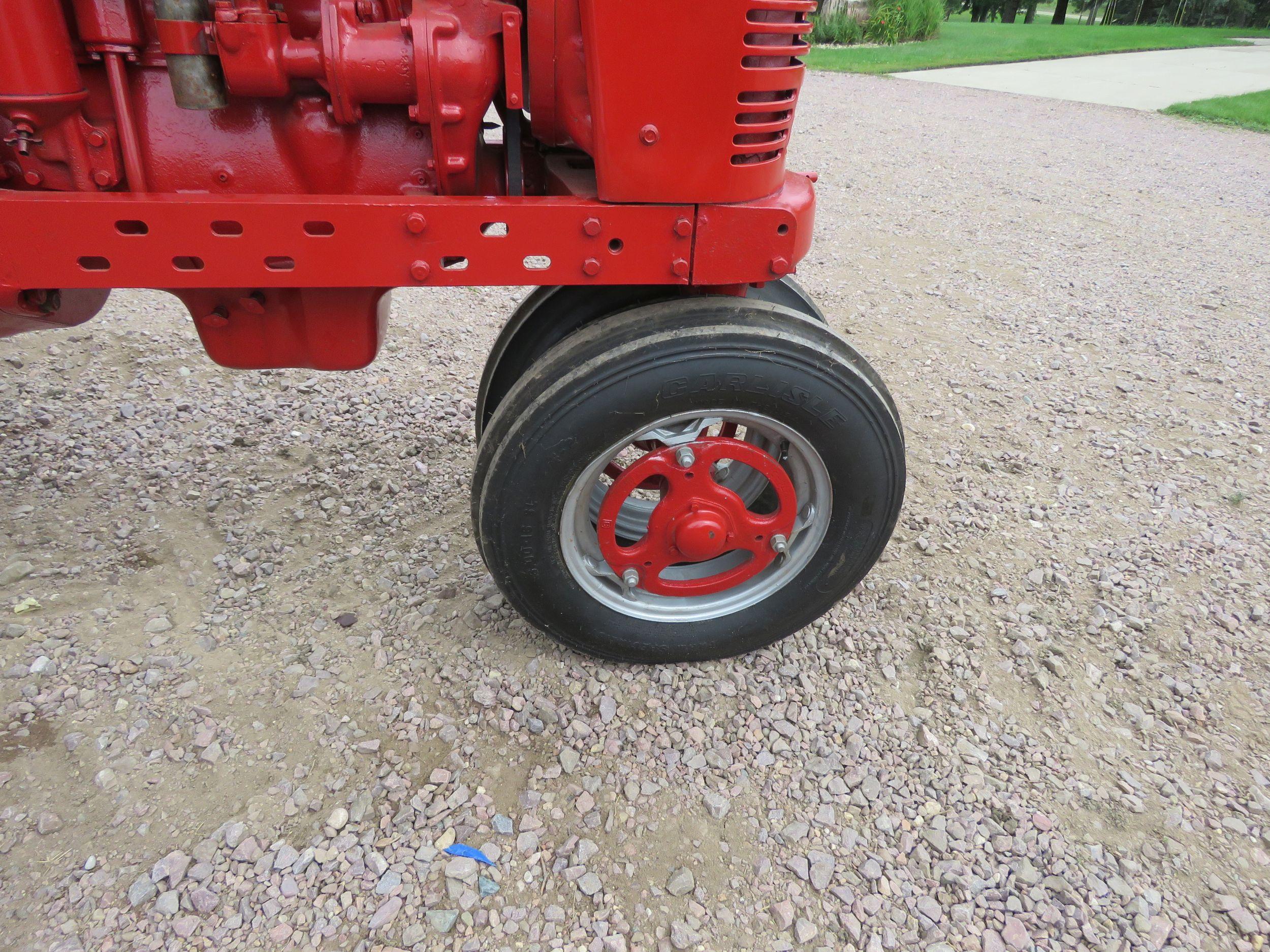 1948 Farmall H Tractor