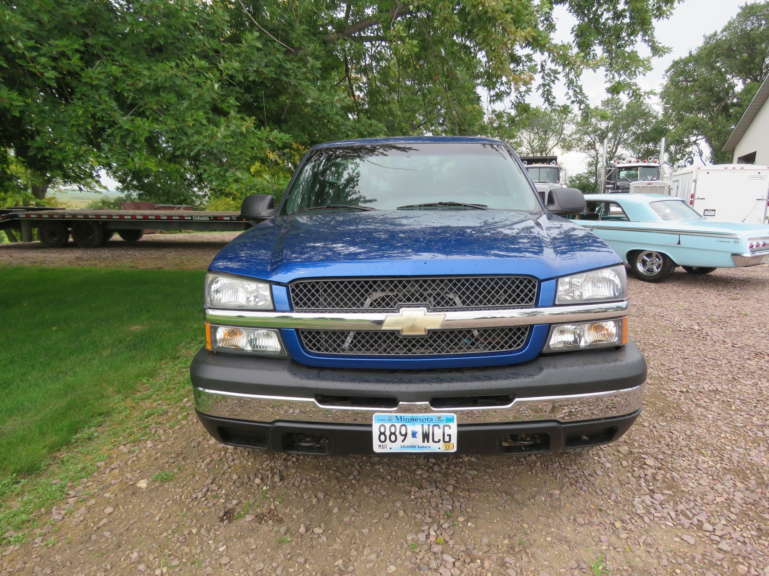 2003 Chevrolet Silverado LS 1/2 ton pickup