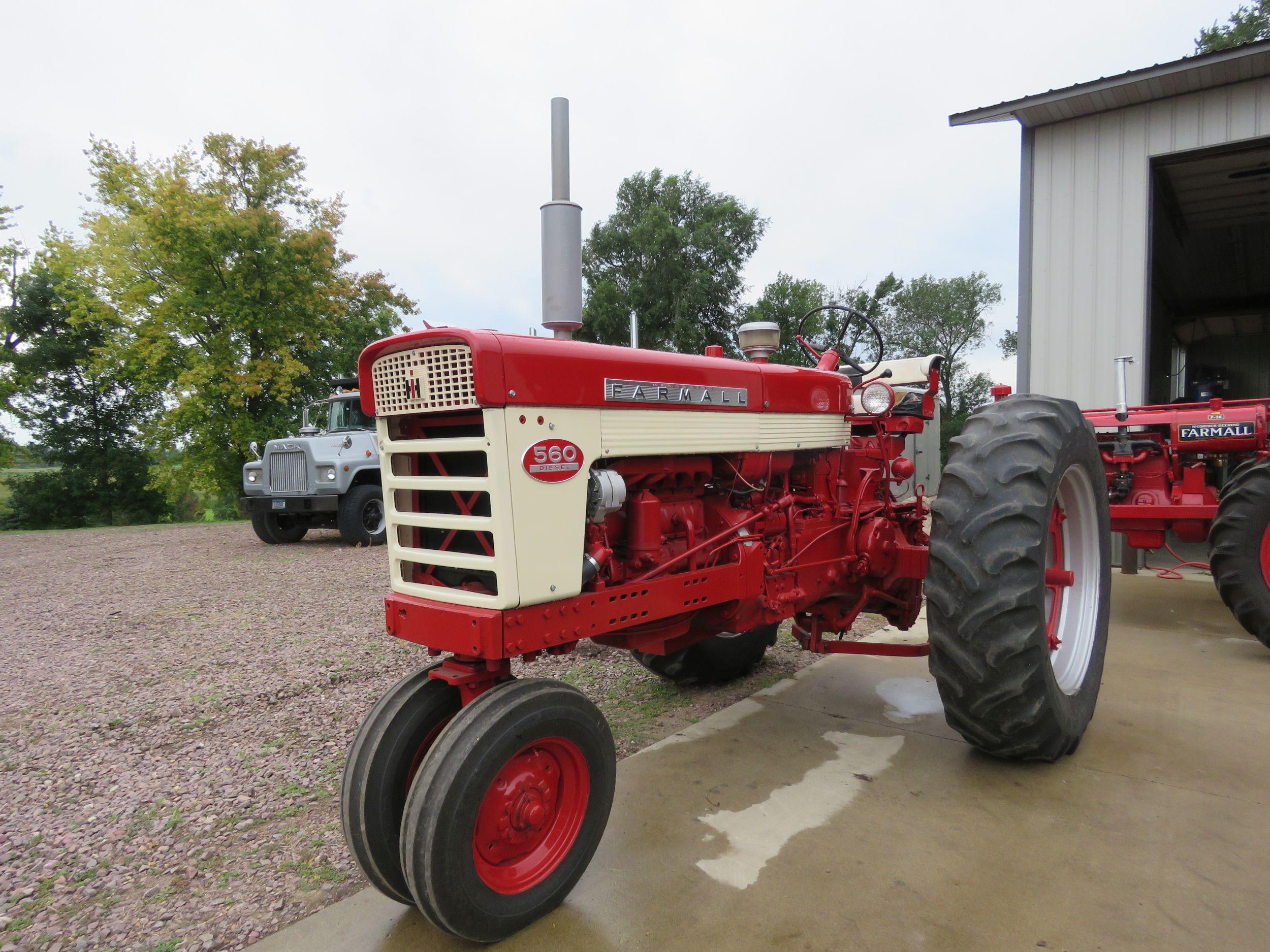 1961 International Farmall 560 Tractor