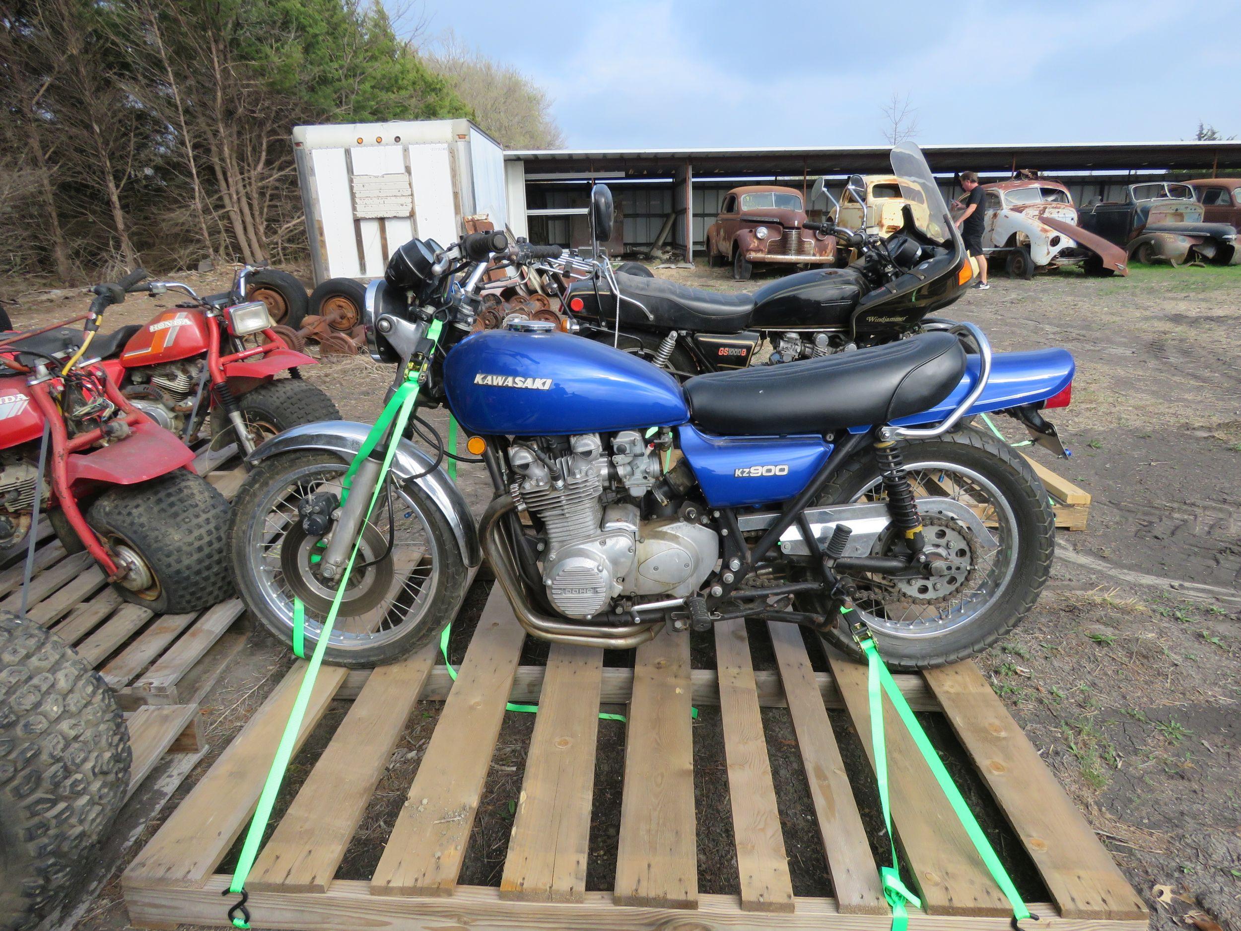 1976 Kawasaki KZ900 Motorcycle