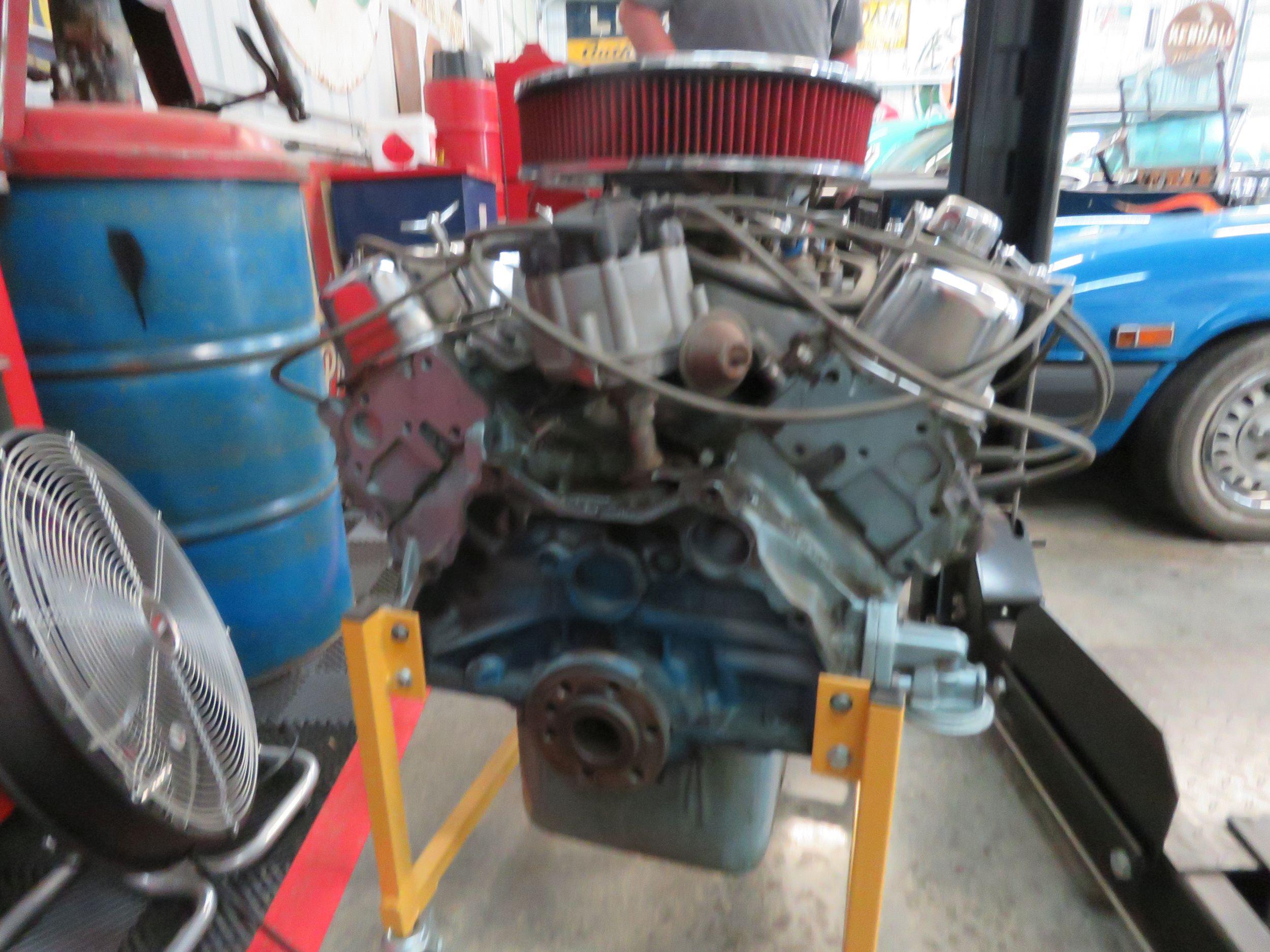 Pontiac 400 Motor and Stand