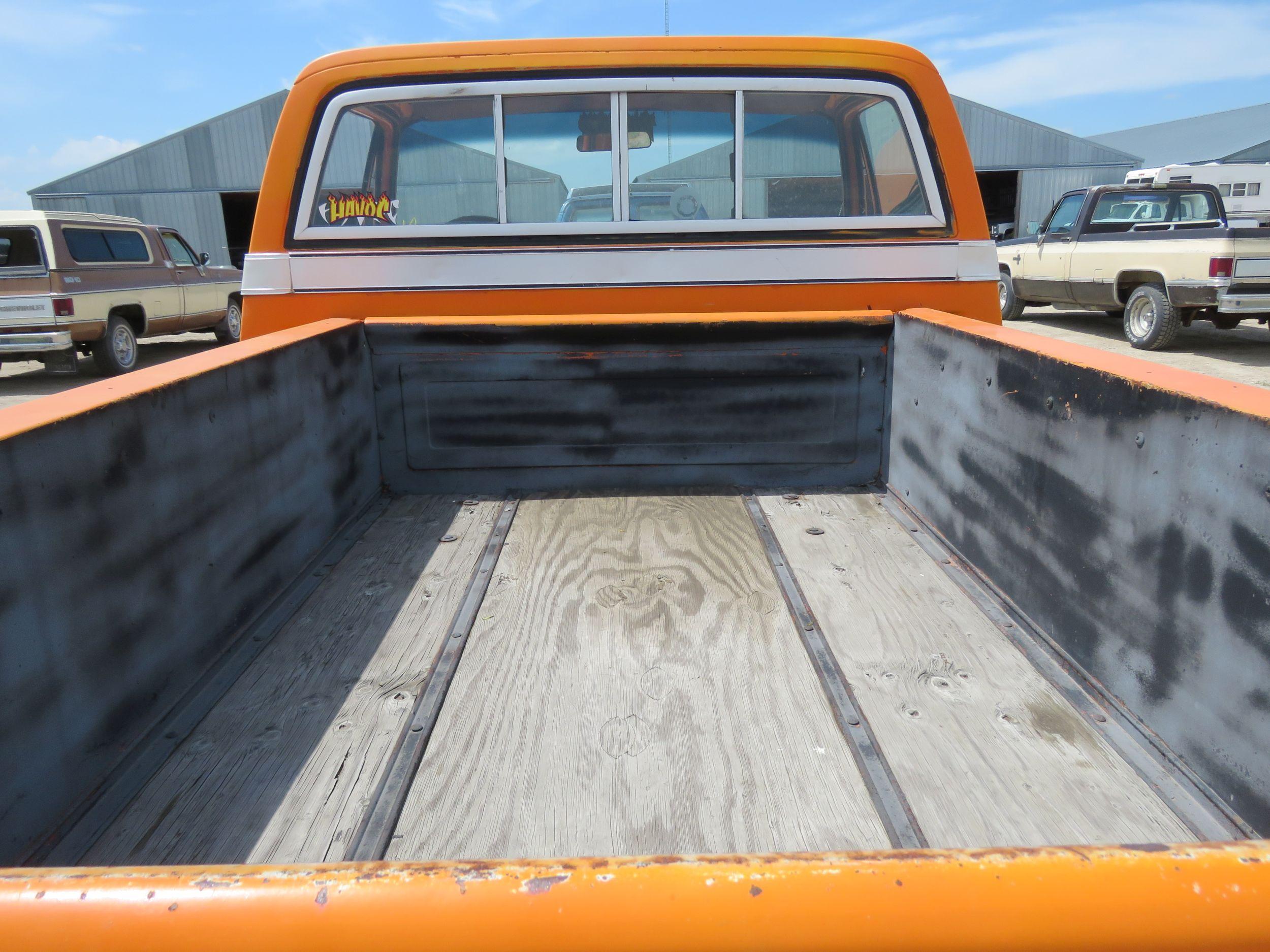 1976 Chevrolet Scottsdale Short Box Sport Pickup