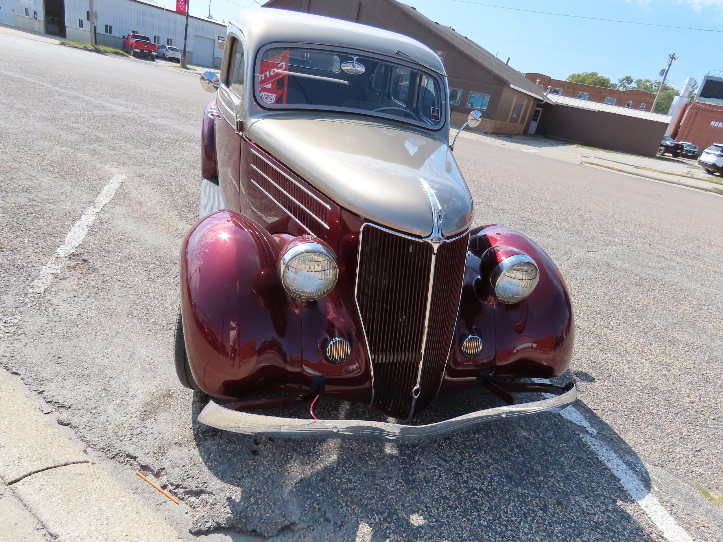 1936 Ford 4dr Suicide Sedan Street rod