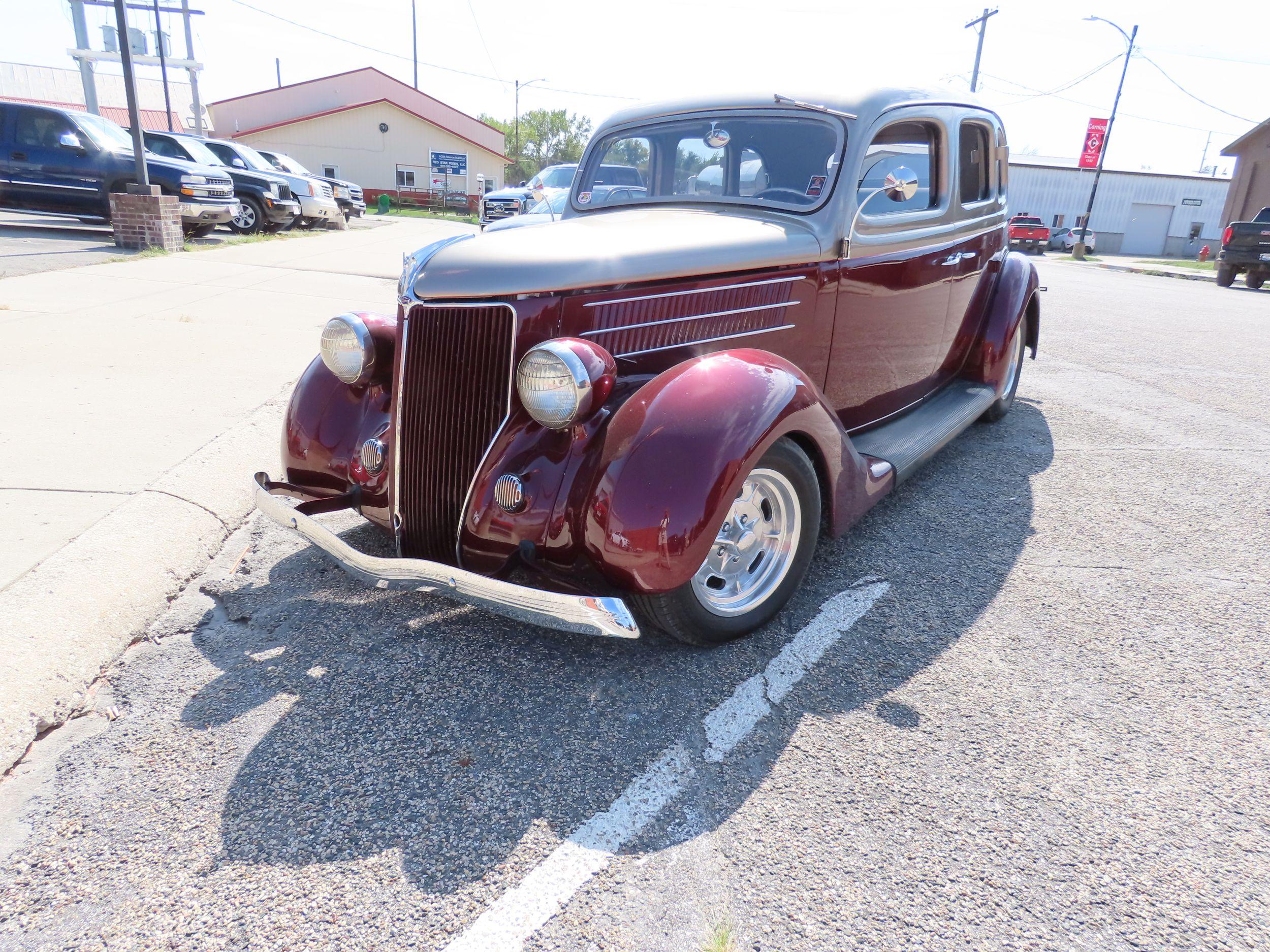 1936 Ford 4dr Suicide Sedan Street rod